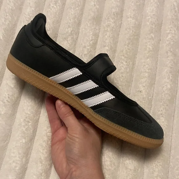 *EUC* Women’s Adidas Samba Jane (girls size 6) women’s 7.5 - Picture 8 of 12